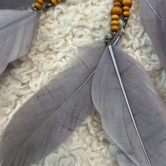 NWT Boutique long feather earrings in lavender and wood and silver—stunning - Picture 4 of 7